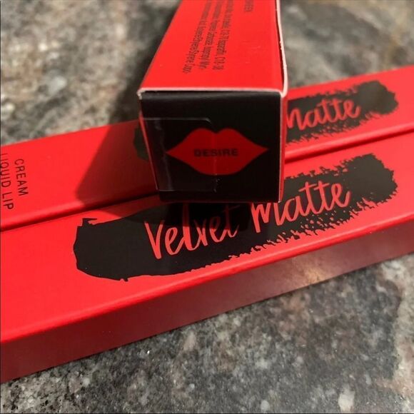 Victoria’S Secret 3 velvet matte cream lip desire - Picture 2 of 3